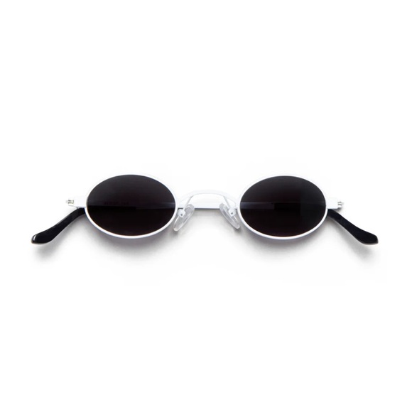 NWOT! 
Roberi & Fraud 
WHITE DORIS 
Sunglasses | Eyeglasses | Eyewear - Picture 12 of 17